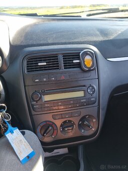 Fiat Punto grande 2006 1.4 70kw - 12