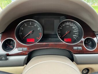 Audi A8 D3 4.2 MPI quattro LPG 246kW - 12