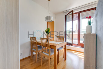 Pronájem bytu 3+kk, (81 m²) s lodžií (30 m²), terasou (30 m² - 12
