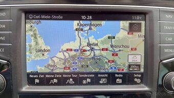VW PASSAT VARIANT B8 2.0TDI 110KW HIGHLINE LED NAVI ROZVODY - 12