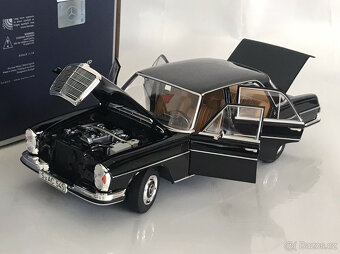 1:18 Rarita Mercedes 280 SE (W108) 1968 1:18 Norev - 12