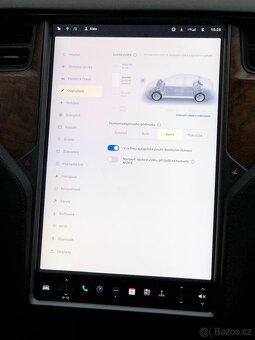 Tesla Model S Long Range - 12