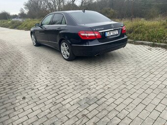 Prodám Mercedes Benz e class 350 4Matic - 12