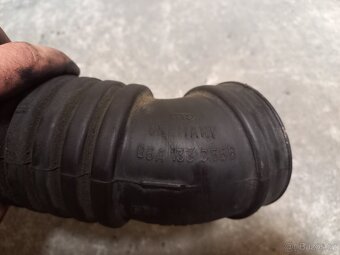 Hadice sání 1.8t agu - 12