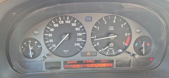 BMW e39 528i - 12