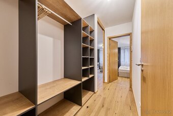 Prodej apartmánu s parkovacím místem v Janských Lázních - 12