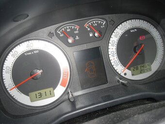 Skoda Octavia RS1 Kombi - 12