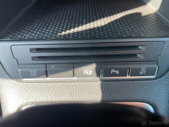 Volkswagen Tiguan 2,0 TDi DSG 4x4, Servis, Senzor - 12