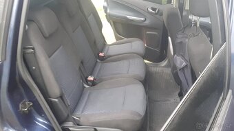 Ford Galaxy - 12