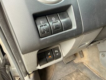 FORD Ranger 3,0TDCi LIMITED automat DPH - 12