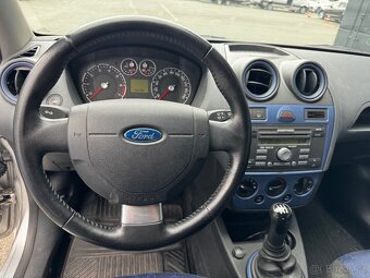 Ford Fiesta 1.3i , jen 143 000km, bez koroze, servisovaný - 12