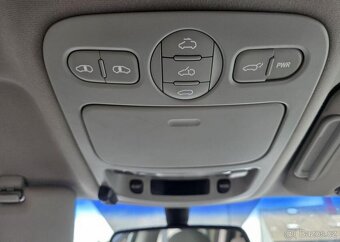 Kia Carnival 2.9-7 MÍST-PREMIUM-AUTOMAT - 12