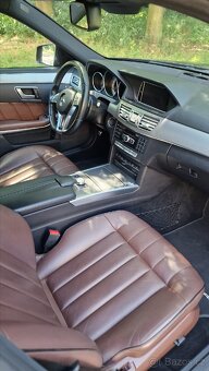 MERCEDES W212 FACELIFT AMG - 12