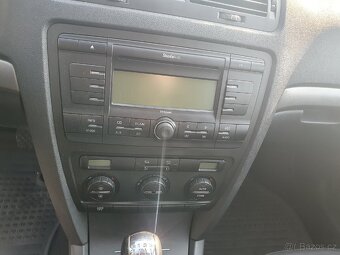 Škoda Octavia 2 Limusina Elegance 1,9TDI 77kW - 12