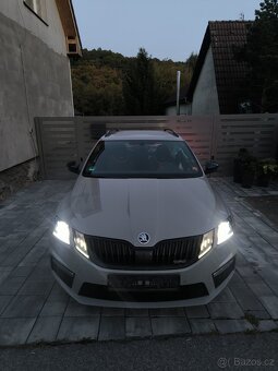 Skoda Octavia Vrs 2.0 TSi DSG / buraná - 12