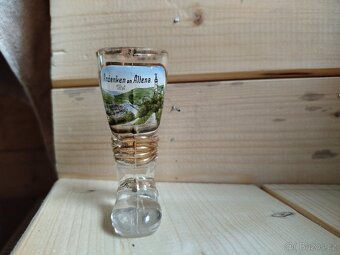 HRADČANY 100% STAV MALOVANÁ UPOMÍNKOVÁ SKLENICE - 12