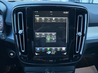VOLVO XC40 120kW T3 MOMENTUM Automat ČR 2021 LED + NAVI -DPH - 12