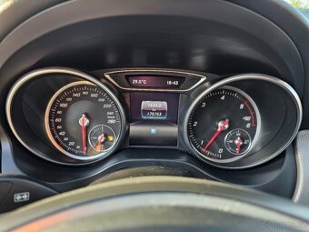 MERCEDES-BENZ CLA 2017 200D 100kW,NAVI,VÝHŘEVY,PARK.KAMERA - 12