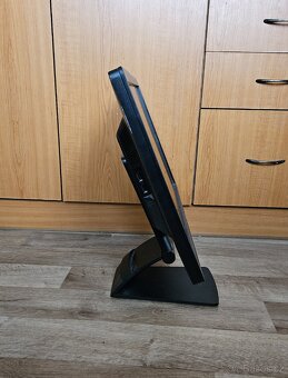 HP. EliteDisplay E231 - 12