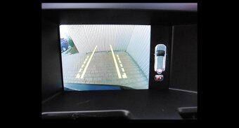 Volvo XC60 2,4 D5 Summum AWD AT 158kW - 12