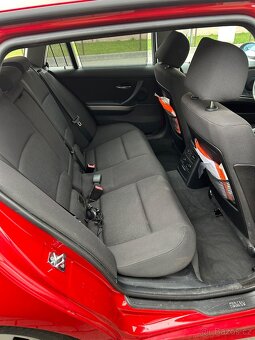 BMW e91 320i 125kw - 12