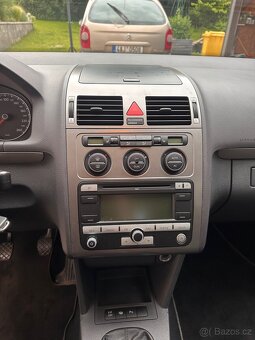Vw touran 1.9tdi 77kw united - 12