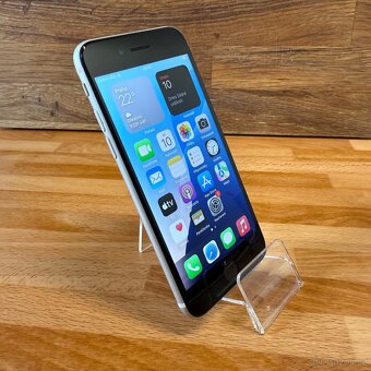 iPhone SE 2020 64GB, bílý (12 měsíců záruka) - 12