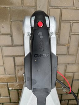 Prodám karavan Burstner BELCANTO r.v.2006 - 12