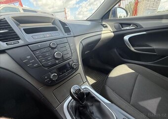 Opel Insignia 1,8 16V DIGIKLIMA 6KVALT 103kW benzín manuál - 12