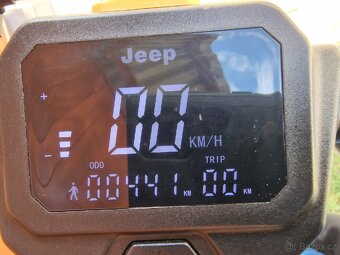 Elektrická koloběžka Jeep 2xe ADVENTURER - 12