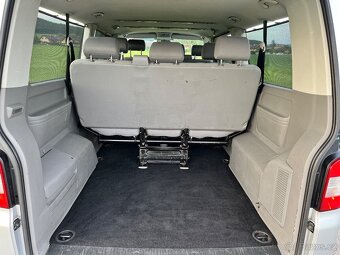 VW Caravelle T5long 2.5tdi - český původ - 12