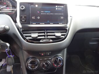 Peugeot 2008 1,5 HDI - 12