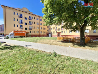 Prodej bytu 3+1, 76 m², Ostrov, ul. Masarykova - 12