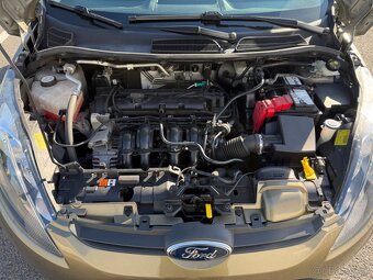 FORD FIESTA 1,2 44kW - 2.maj - rok 2012 - pouze 62000km - 12