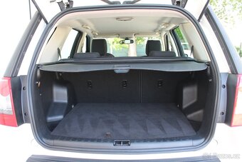 Land Rover Freelander 2.2 TD4 112kW+4x4+AUT+NAVI+P.SERVIS+ - 12