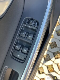 Volvo V60, 1.6 T4 132 Kw Momentum  TOP STAV - 12
