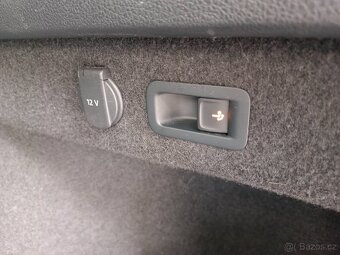 VW Passat B8 Variant Elegan. 2.0TDI 147kW - záruka Autodraft - 12