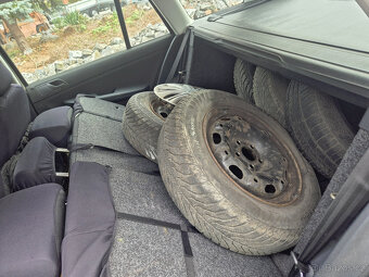 Škoda Fabia 1,2 HTP, NOVÁ STK - 12