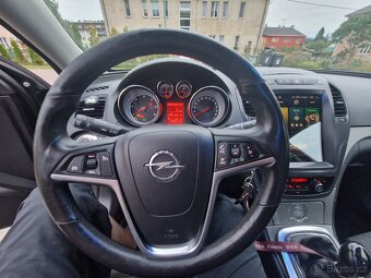 Opel Insignia Sports Tourer  2.0CDTi 118kW, 2013, manual. - 12