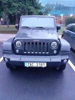 PRODÁM JEEP WRANGLER JK UNLIMITED - 12