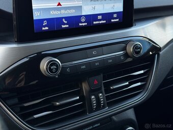 Ford Kuga 2.5 DURATEC 165kW PHEV TITANIUM 2021 ČR - 12