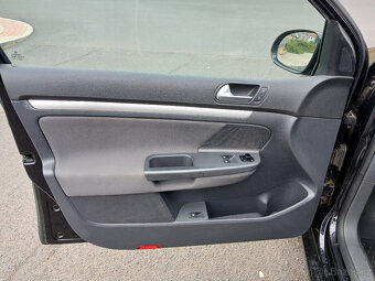 Volkswagen Golf 1.6i 75kW Trendline - 12
