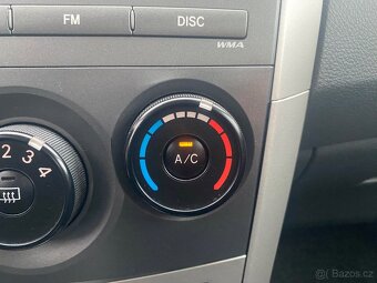 Toyota Corolla 1,6 Valvematic 97 kw Sol - 12