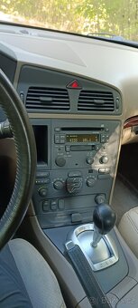 Volvo S60 2.4i 103kW - 12