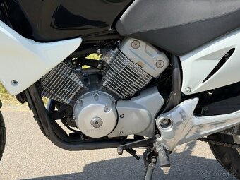 HONDA VARADERO XL125V, výkon 11kW - 12