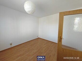Prodej bytu 3+1, 64 m2  s lodžií, Olomouc, ul. Jeremiášova - 12