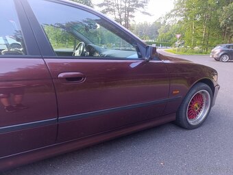 BMW E39 535i v8 - 12