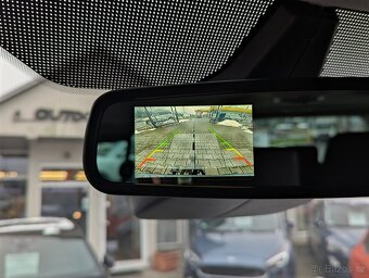 Ford Tourneo Custom 2.2TDCi 114kW 9 MÍST TITANIUM, KAMERA - 12