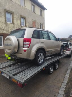 Suzuki Grand Vitara 2.0 4x4 benzín Zlatá metal - 12