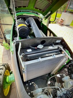 Malotraktor John Deere 4049 R - 12